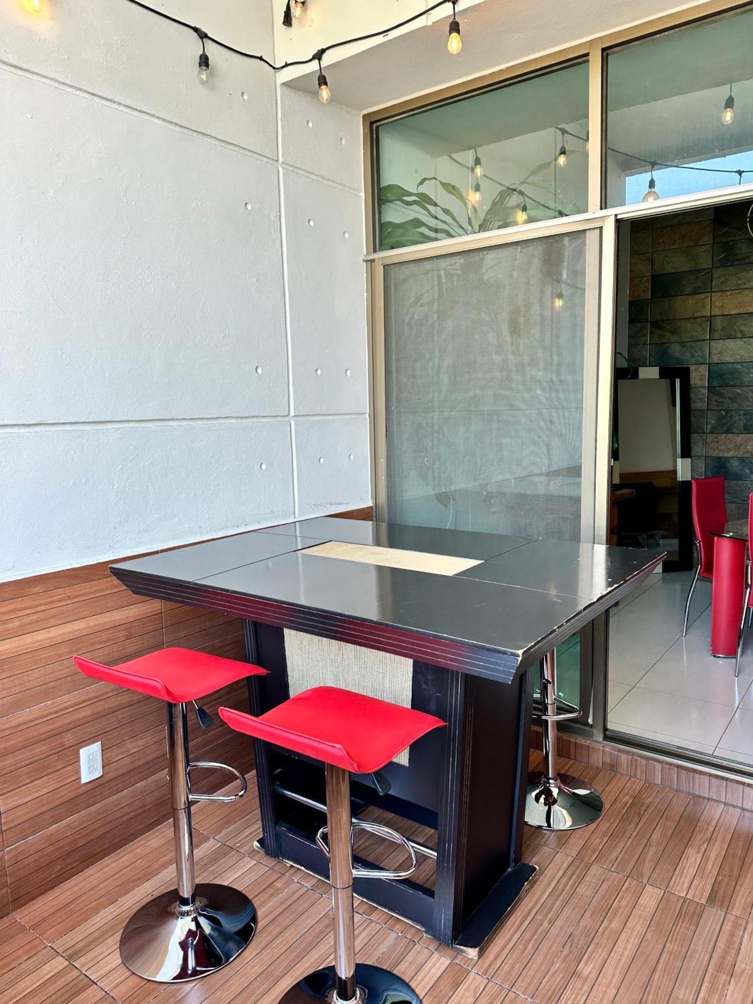 Loft Arte Y Diseno, Terraza, Asador, 3 Pantallas "Cuernavaca Somos El Unico Airbn Que Te Ofrece 2 Exclusivos Jacuzzis Profesionales Con Agua Caliente Y Sistema De Hidromasaje, Tipo Spa" Fraccionamiento Vigilancia 24 Horas Apartman Kültér fotó